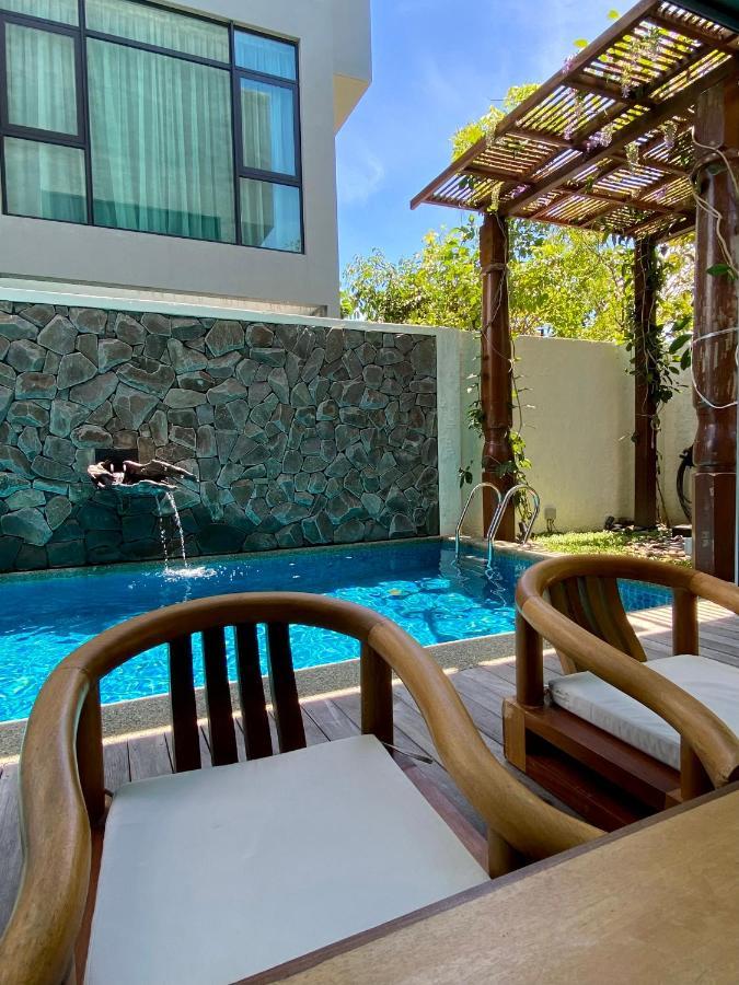 Ikiru 18 Private Saltwater Pool Villa, 3 Ensuite Br, Outdoor Bbq, 5 Mins To Beach Pantai Cenang  Exterior photo