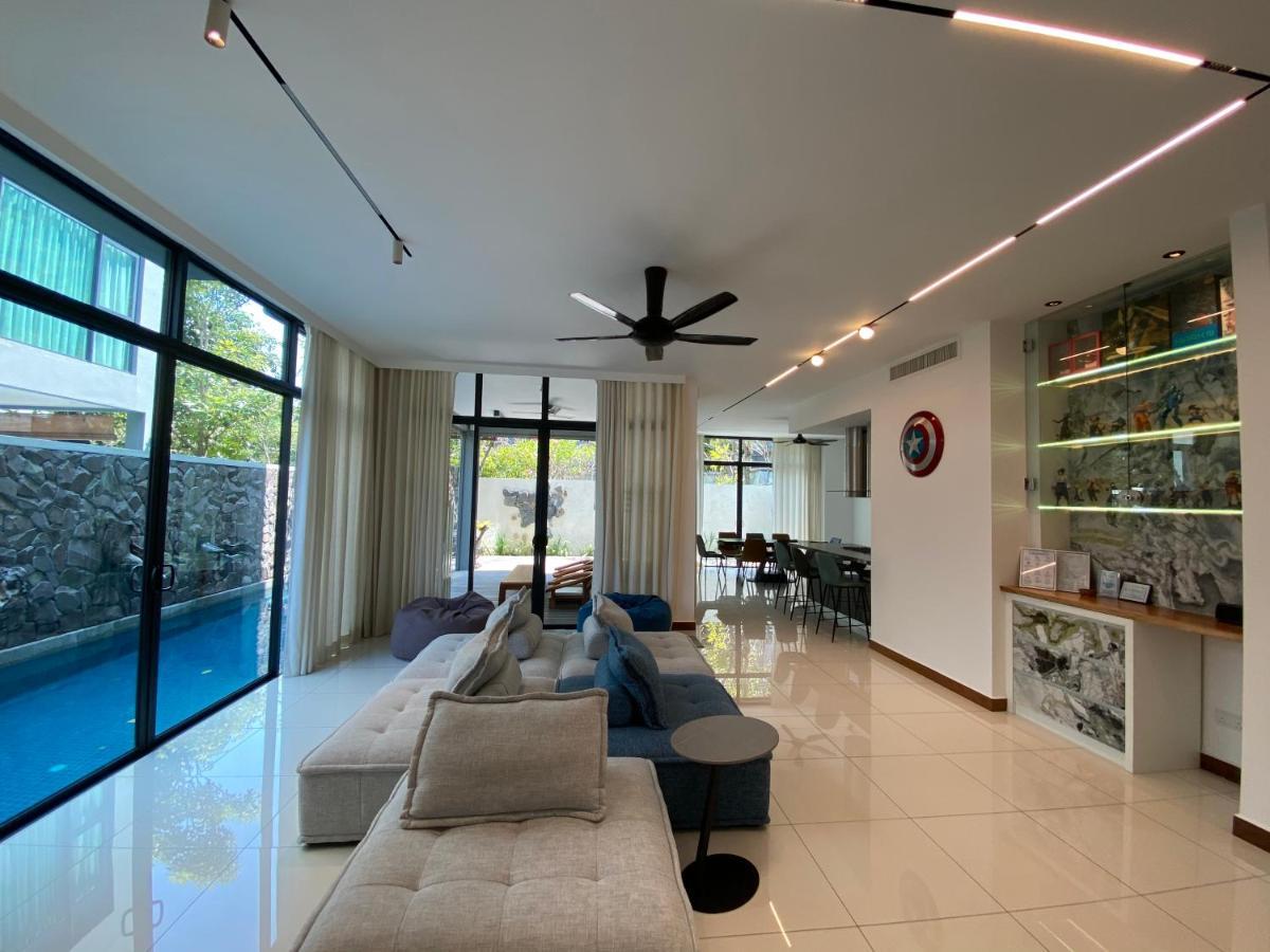 Ikiru 18 Private Saltwater Pool Villa, 3 Ensuite Br, Outdoor Bbq, 5 Mins To Beach Pantai Cenang  Exterior photo