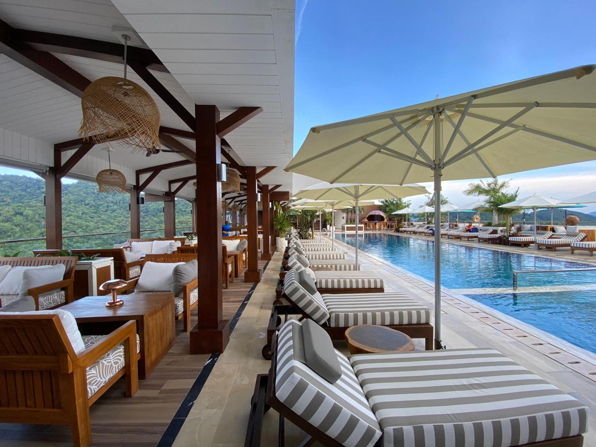 Ikiru 18 Private Saltwater Pool Villa, 3 Ensuite Br, Outdoor Bbq, 5 Mins To Beach Pantai Cenang  Exterior photo